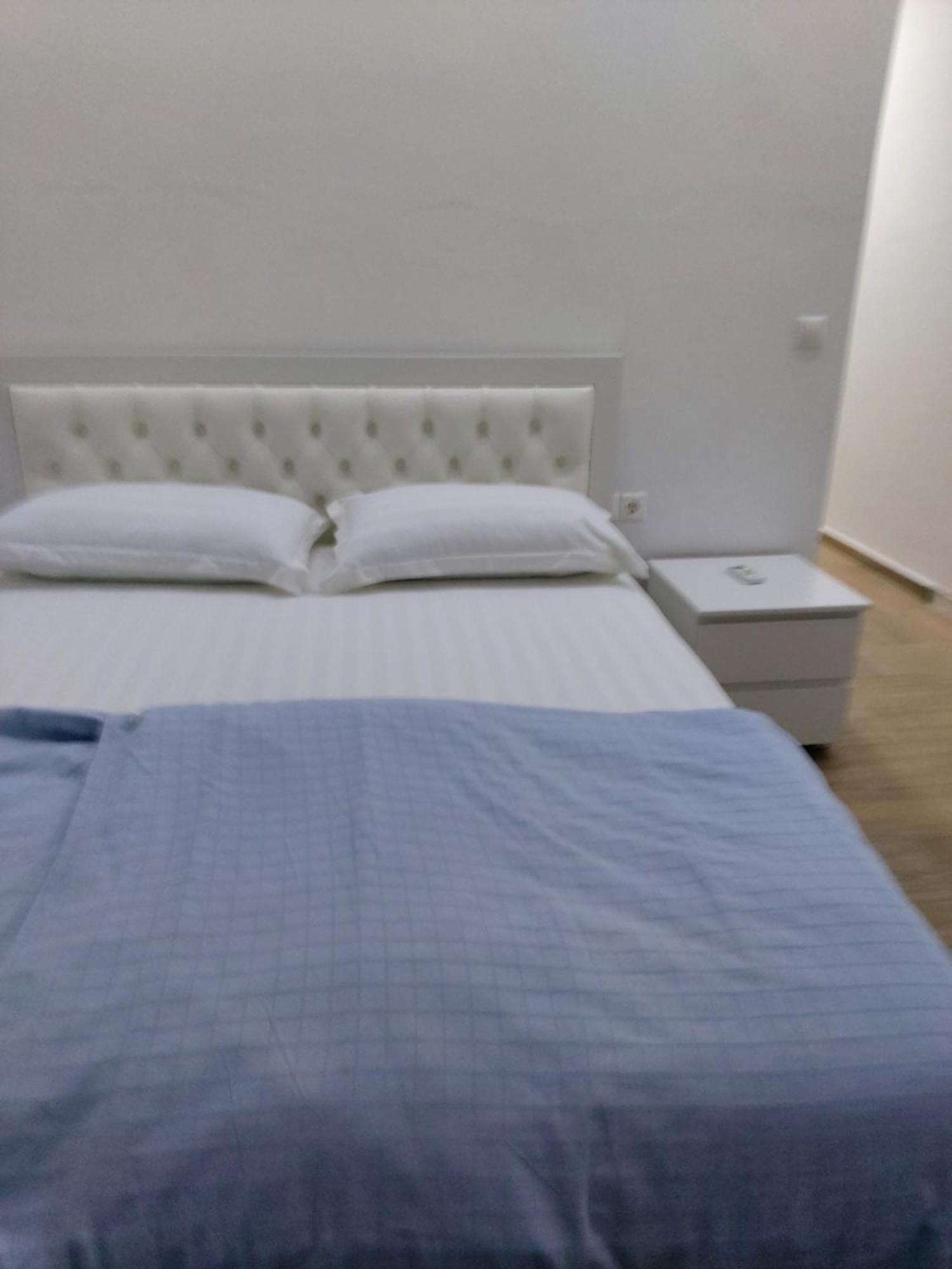 Spacious Near The Saranda